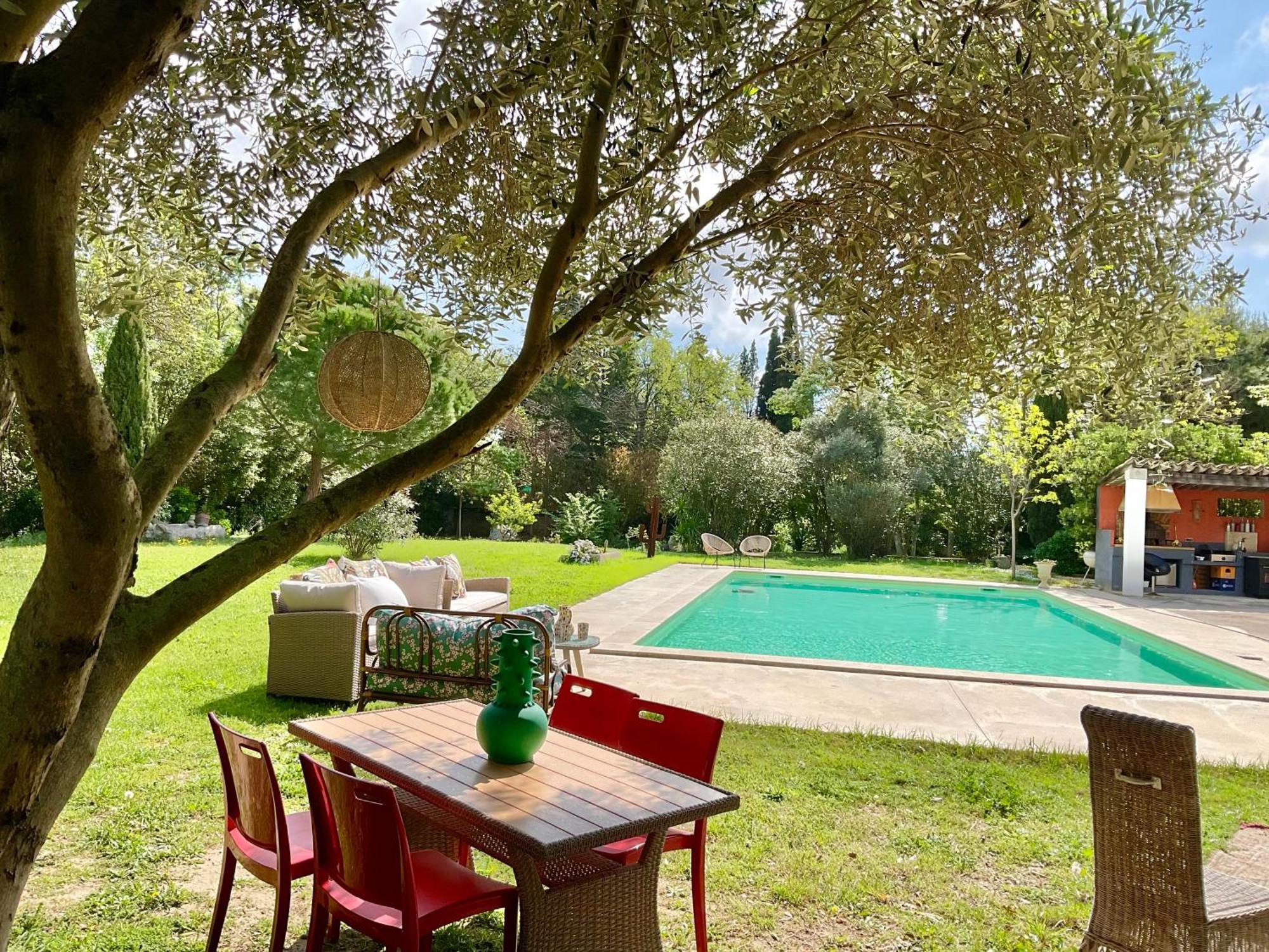 Le Jardin De Lacoste Narbonne Exterior photo